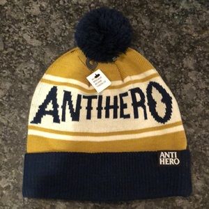 Antihero winter hat with Pom